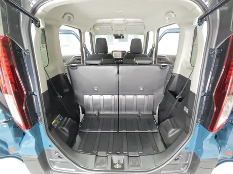 Suzuki Spacia Gear