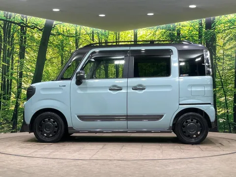 Suzuki Spacia Gear