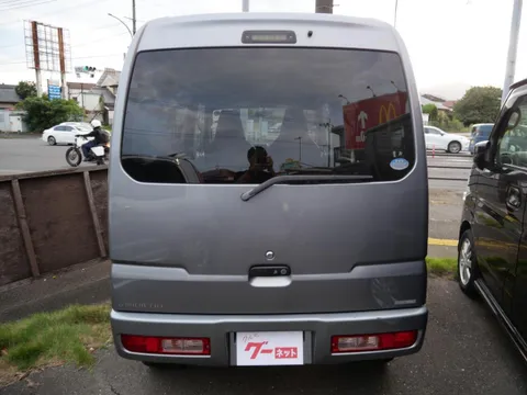 Mitsubishi Minicab Van