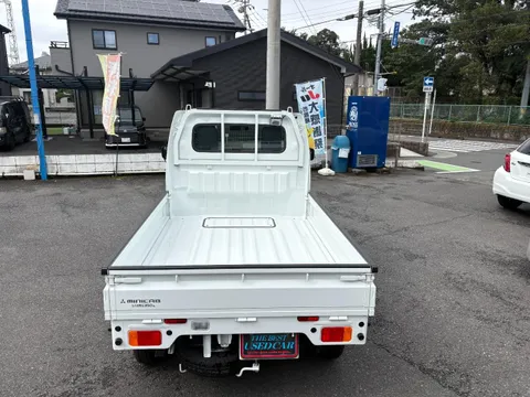 Mitsubishi Minicab Truck