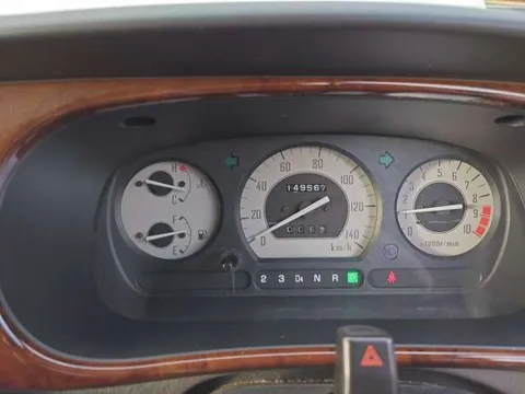 Daihatsu Mira Gino