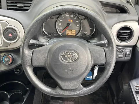 Toyota Yaris (Vitz)
