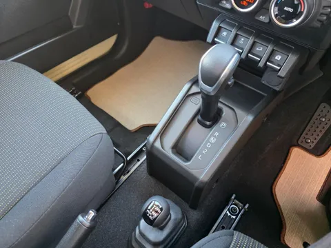 Suzuki Jimny Nomade
