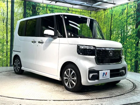 Honda N-BOX Custom