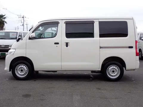 Toyota TownAce Van