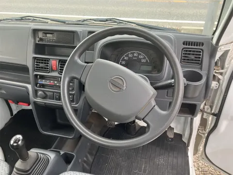 Nissan Clipper Truck