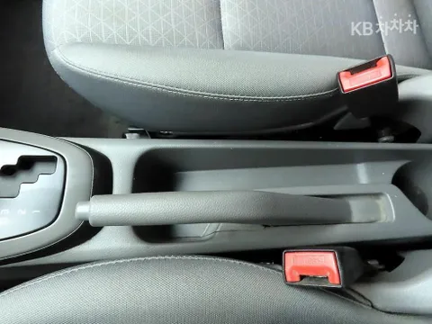 Kia Deluxe