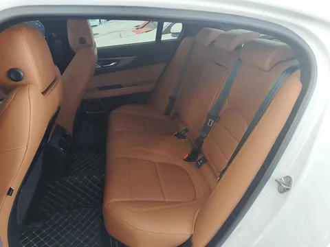 Jaguar XEL