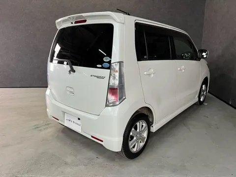 Suzuki Wagon R Stingray