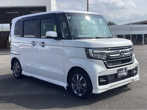 Honda N-BOX Custom