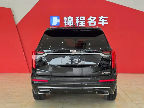 Cadillac XT6