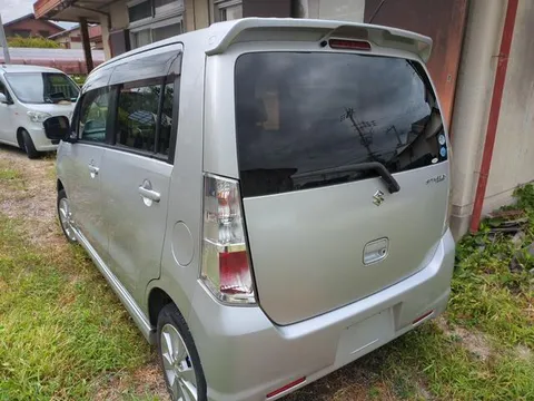 Suzuki Wagon R Stingray