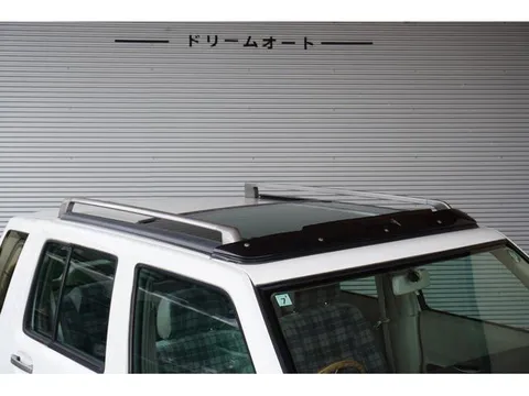 Nissan Rasheen