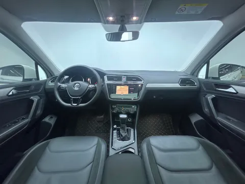 Volkswagen Tiguan L