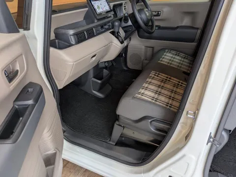 Honda N-BOX Joy