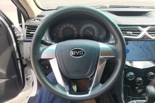 BYD F3