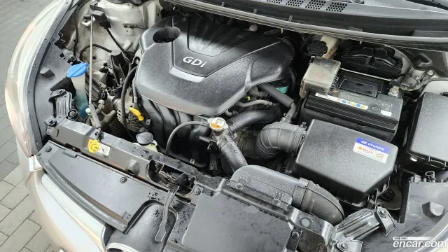 Hyundai Elantra (Avante)