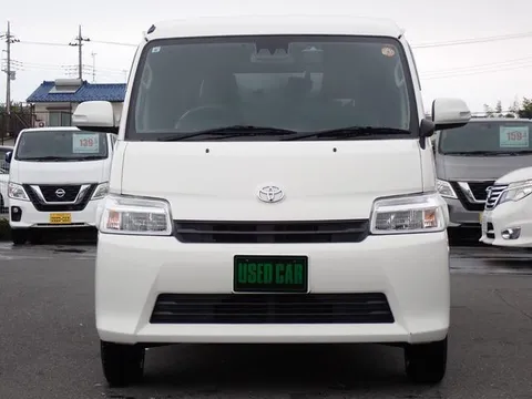 Toyota TownAce Van