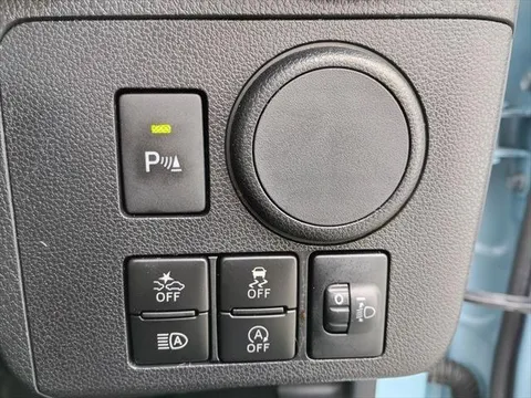 Daihatsu Mira Tocot