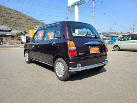 Daihatsu Mira Gino