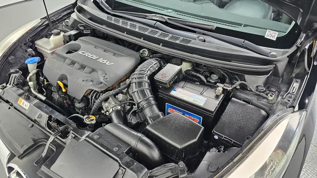 Hyundai Elantra (Avante)