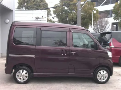 Daihatsu Atrai Wagon