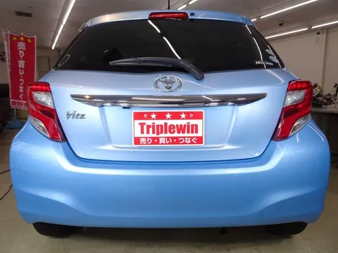Toyota Yaris (Vitz)