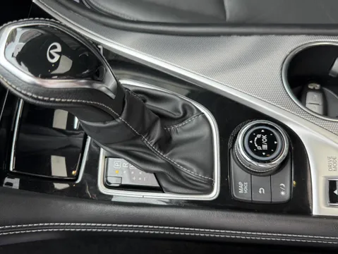 Infiniti Q50L