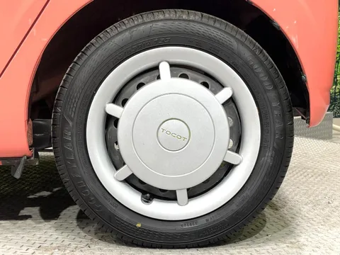 Daihatsu Mira Tocot