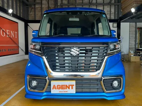 Suzuki Spacia Custom