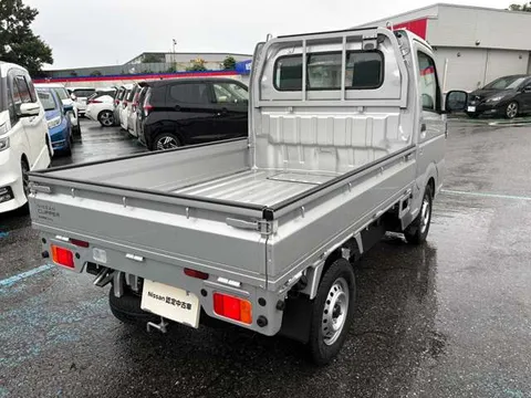 Nissan Clipper Truck