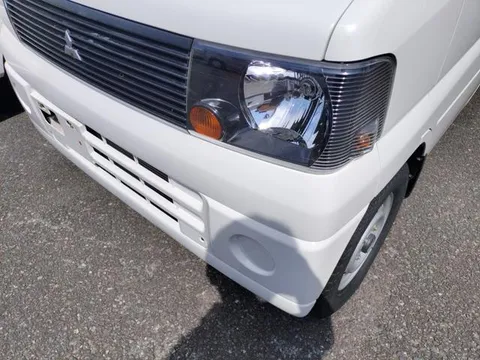 Mitsubishi Minicab Truck