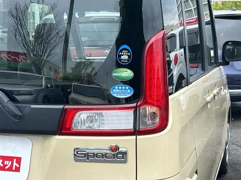 Suzuki Spacia