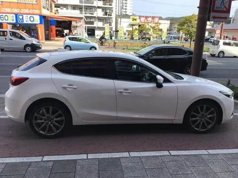 Mazda Axela Sport