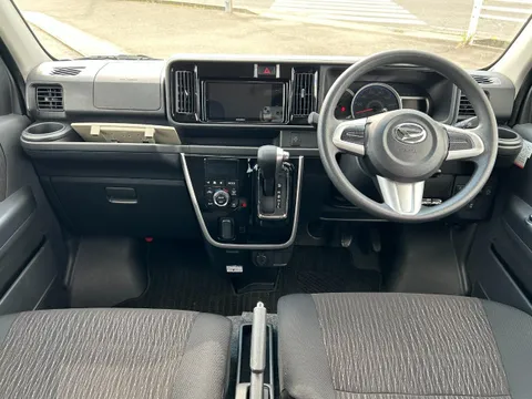 Daihatsu Atrai Wagon