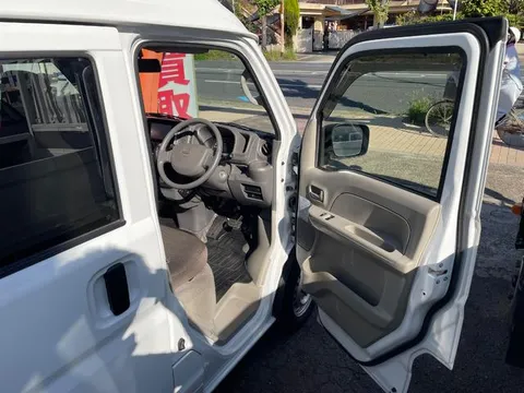 Nissan Clipper