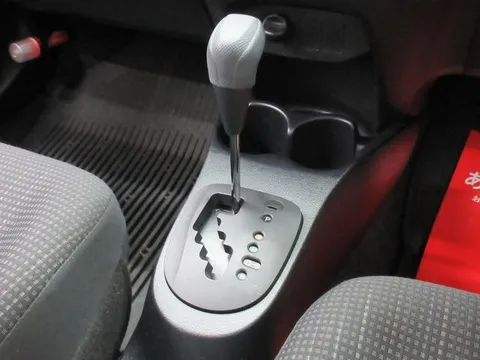 Toyota Yaris (Vitz)