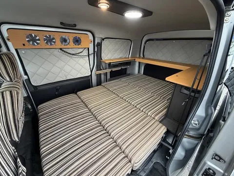 Toyota TownAce Van