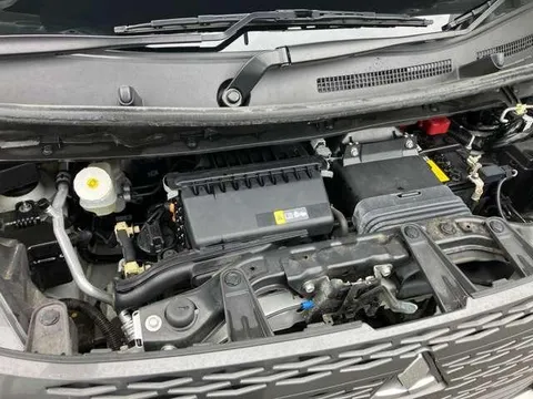 Mitsubishi eK X Space