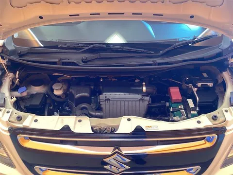 Suzuki Wagon R Stingray
