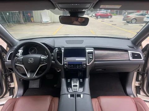 Honda UR-V