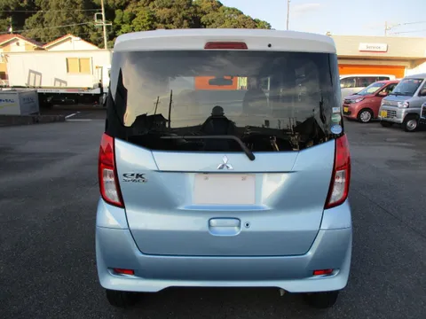 Mitsubishi eK Space