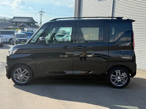 Mitsubishi Delica Mini