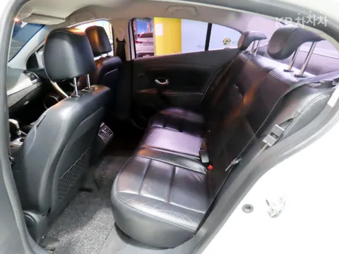 Renault SM3