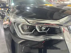 Hongqi HS7