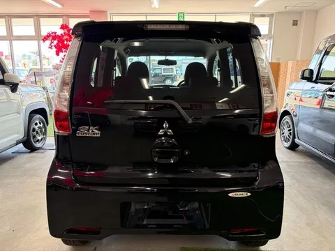 Mitsubishi eK Custom