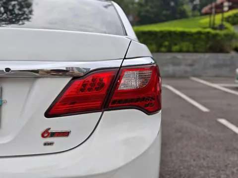 BYD F3