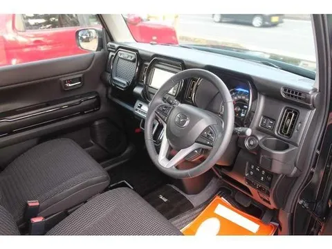 Mazda Flair Crossover