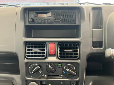 Nissan Clipper Truck