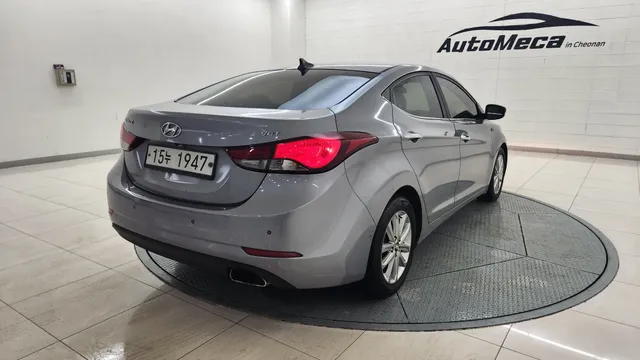 Hyundai Elantra (Avante)
